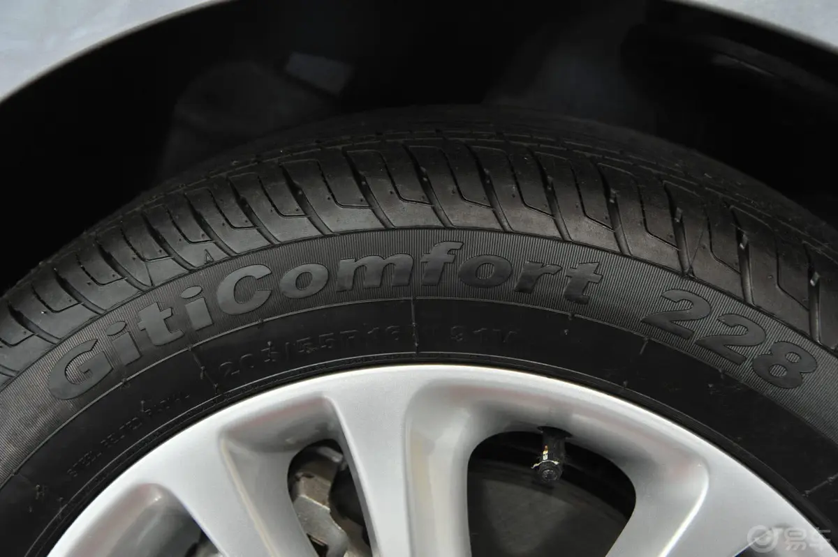艾瑞泽71.6L CVT 致尊版轮胎规格