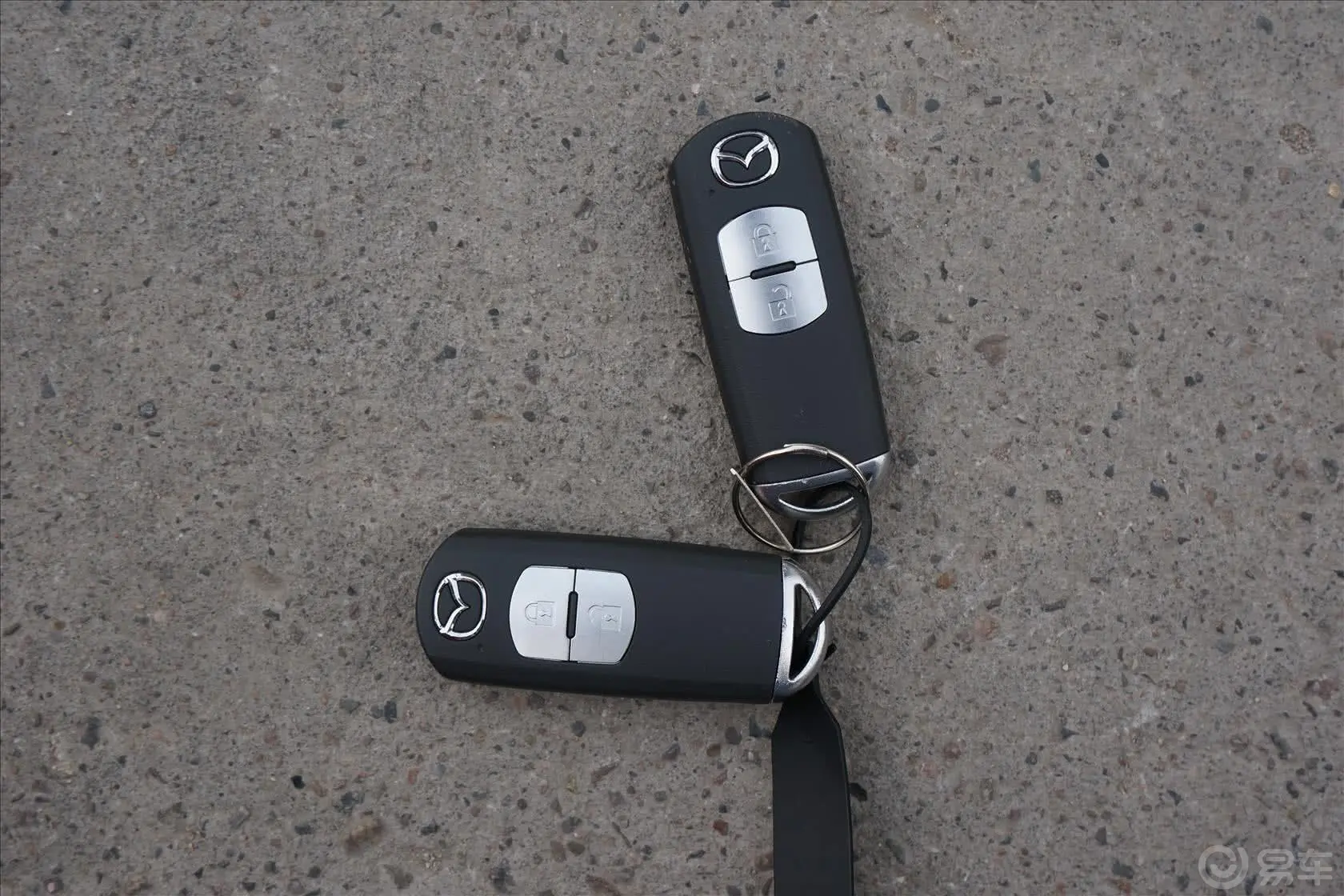 马自达3 昂克赛拉三厢 1.5L 自动 豪华型钥匙