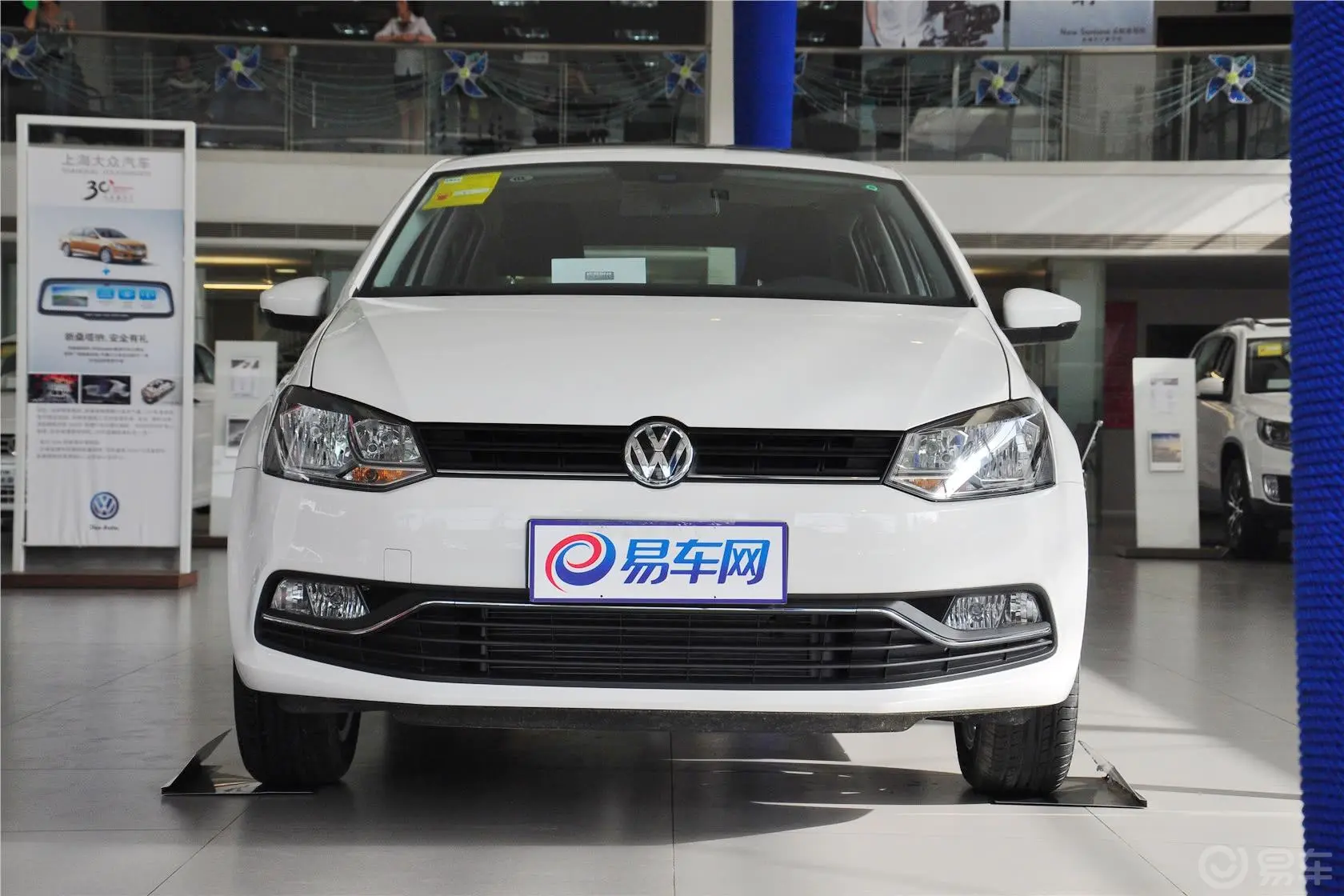 Polo1.6L 自动 舒适版正前水平