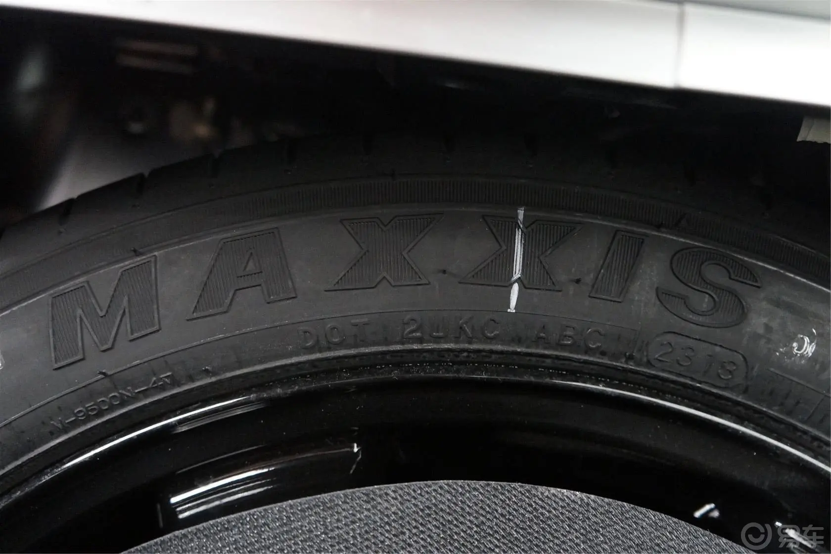 凯迪拉克SRX3.0L 手自一体 精英型备胎品牌