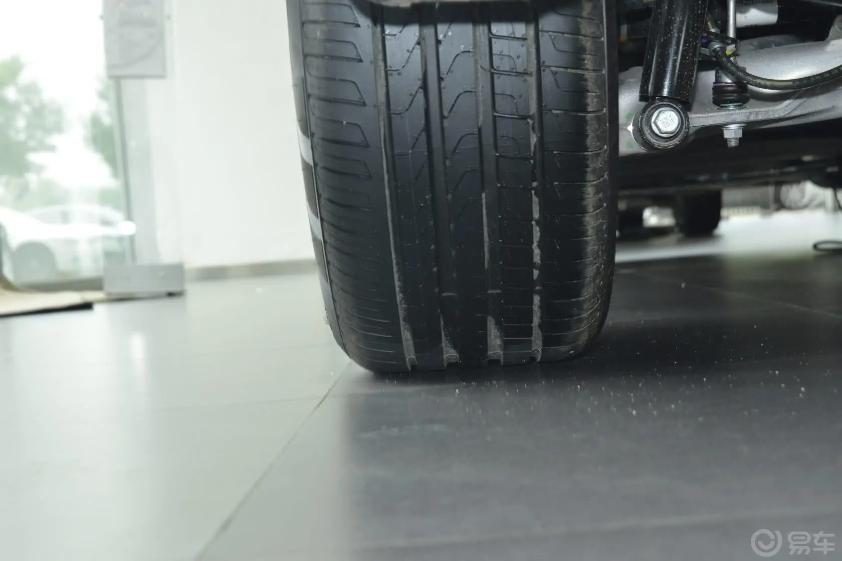 宝马X5(进口)xDrive35i 领先型轮胎花纹