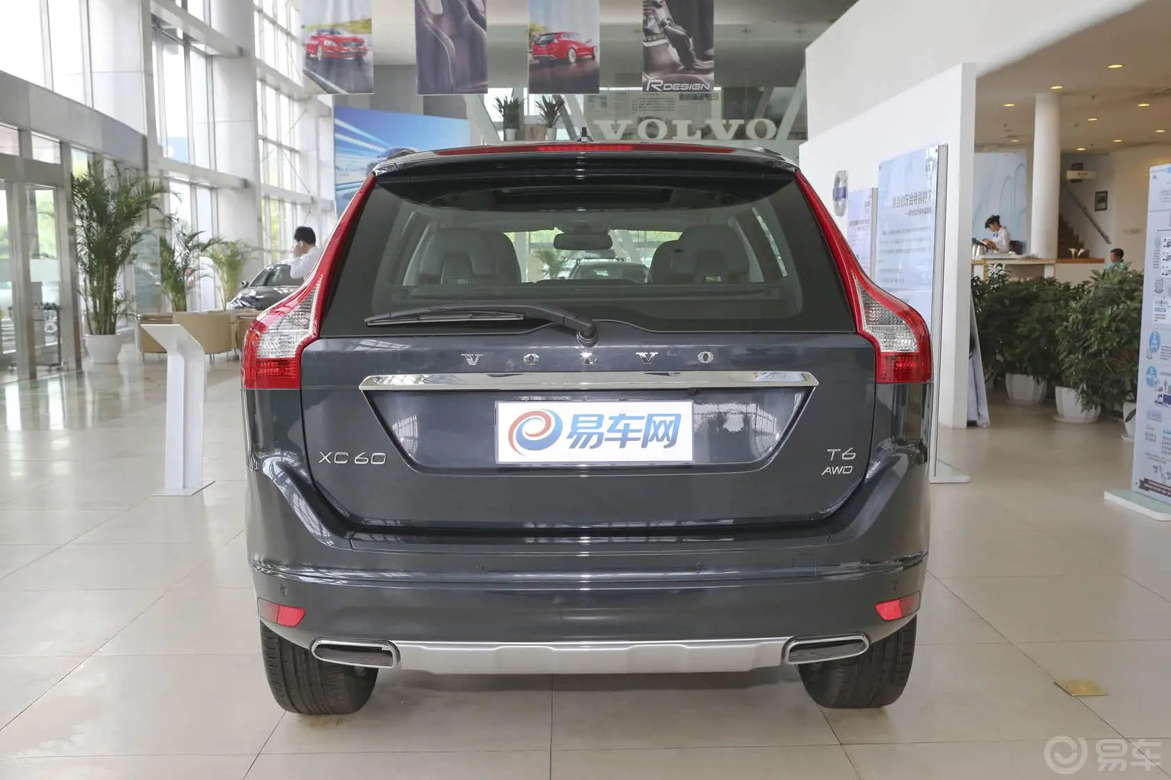 沃尔沃XC60(进口)3.0T T6 智逸版正后水平