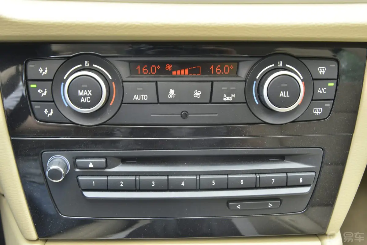 宝马X1sDrive18i 领先型空调