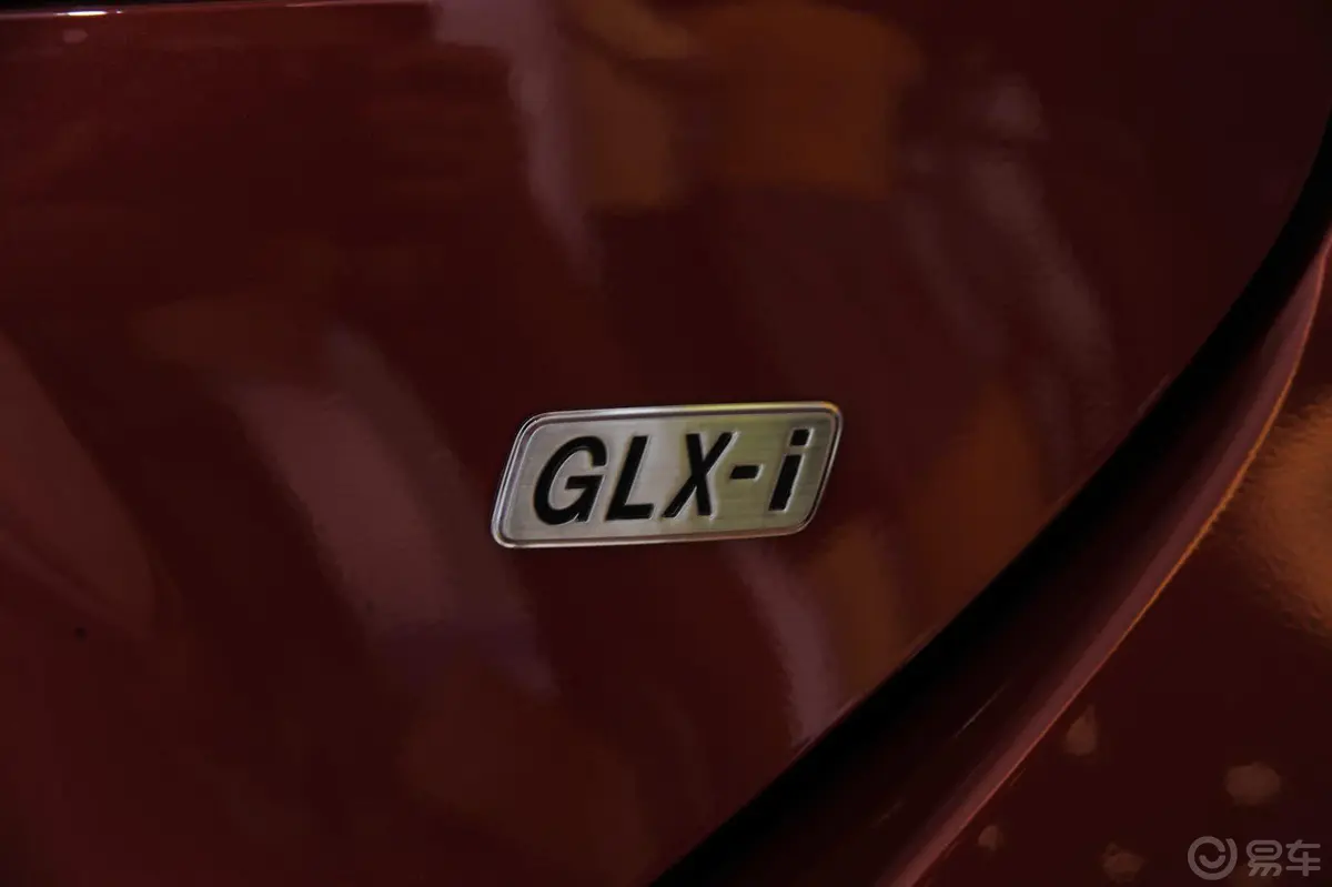 卡罗拉1.6L GLX-i CVT外观