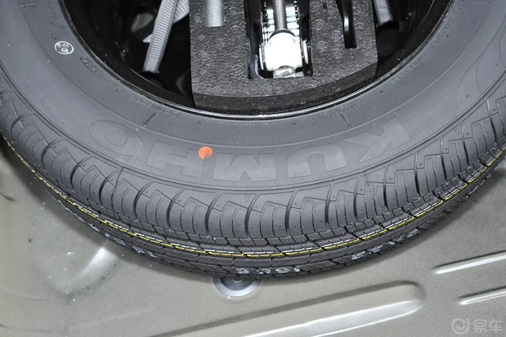 宝来1.4T 自动 Sportline备胎品牌