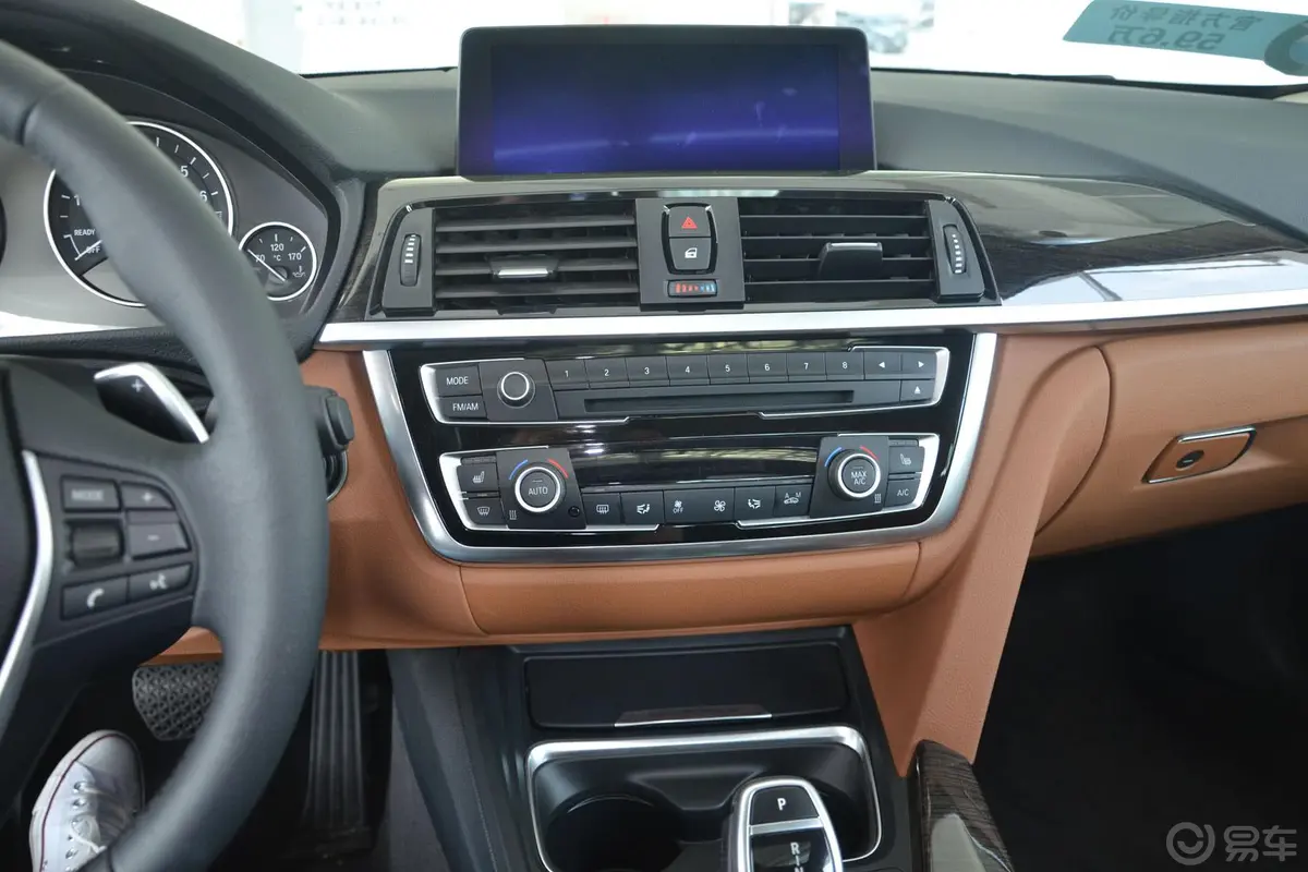 宝马4系双门轿跑车 428i xDrive 豪华设计套装中控台整体