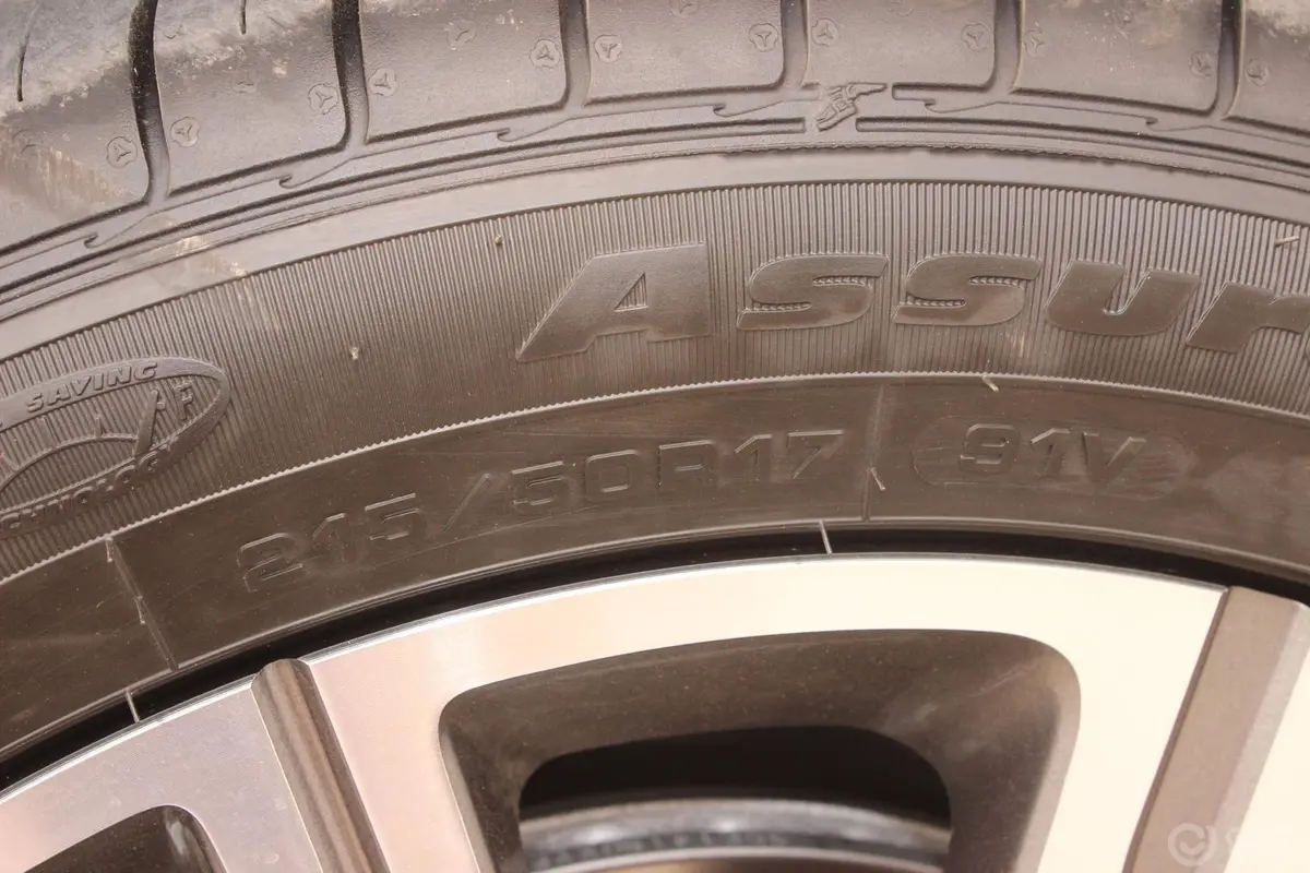 标致4081.6THP 自动 至尊版轮胎规格