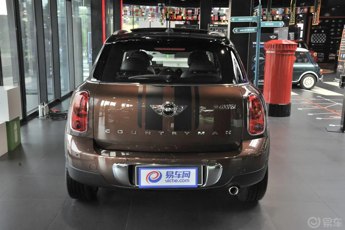 MINI COUNTRYMAN1.6T COOPER All 4 Excitement外观