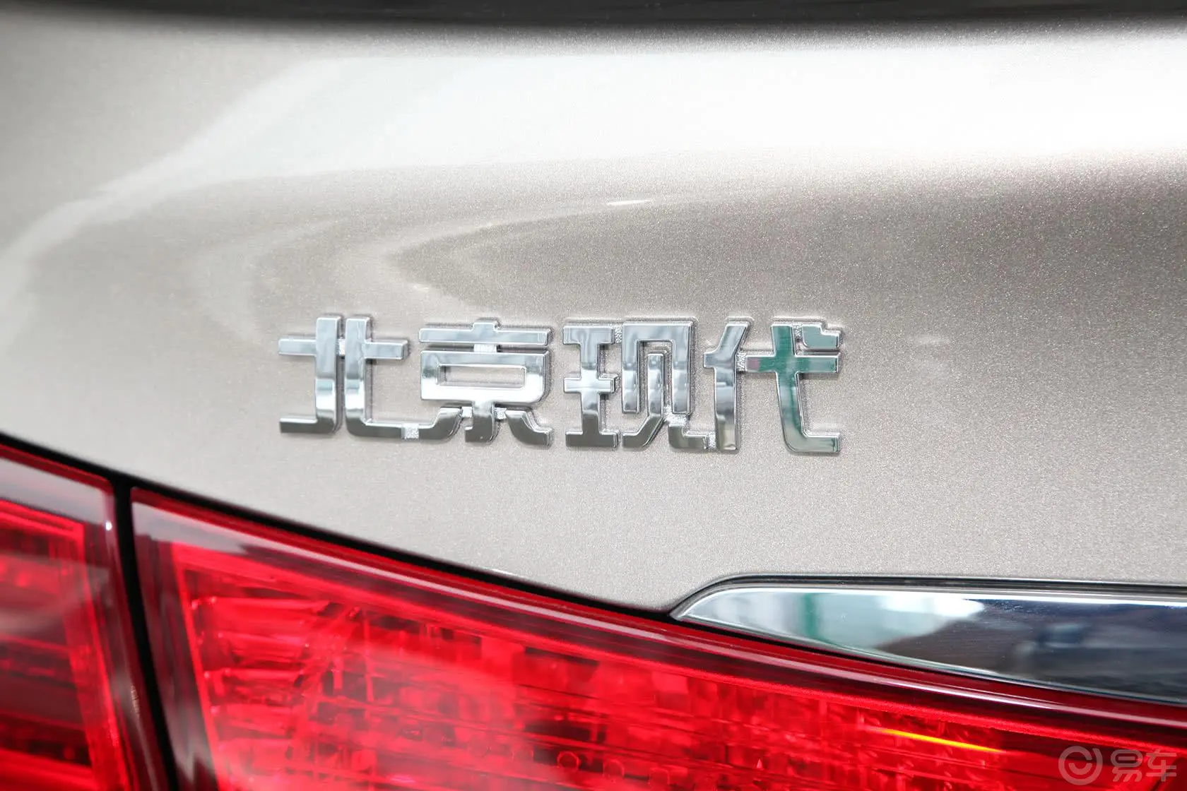 朗动1.6L 手动 领先型外观