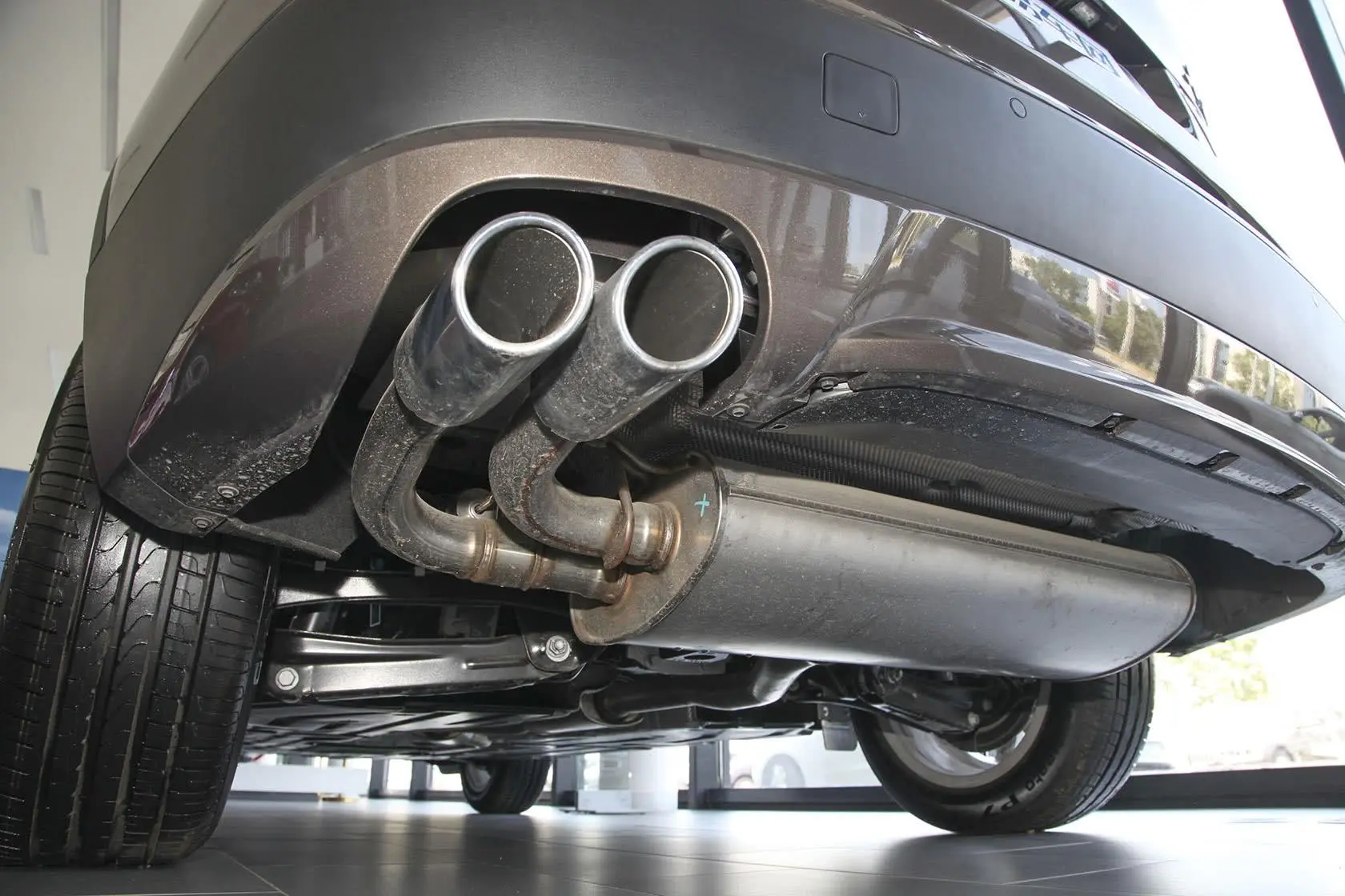 宝马X3(进口)改款 xDrive28i 领先型排气管（排气管装饰罩）