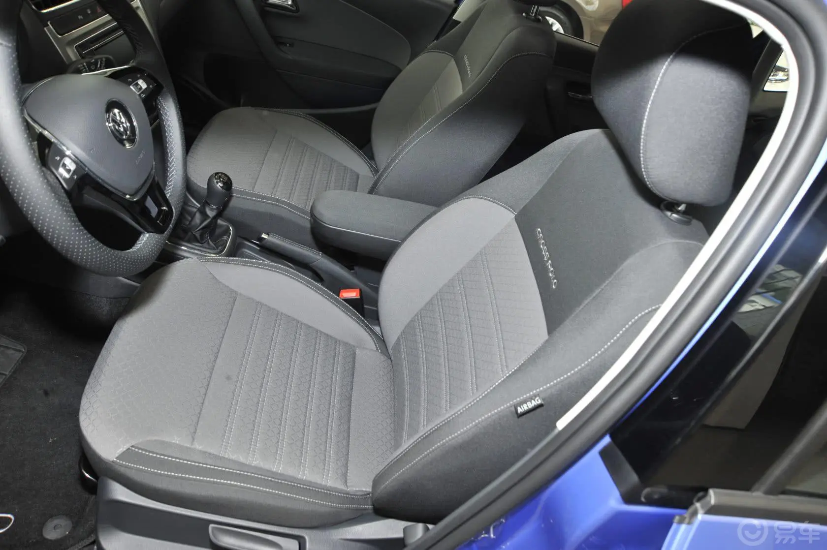 PoloCross 1.6L 手动驾驶员座椅