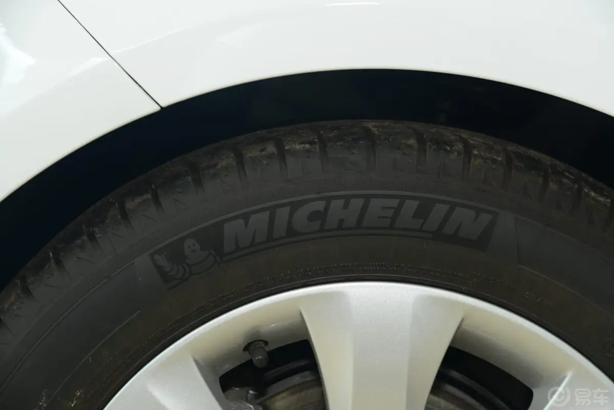 麦瑞纳1.4T 豪华型轮胎规格