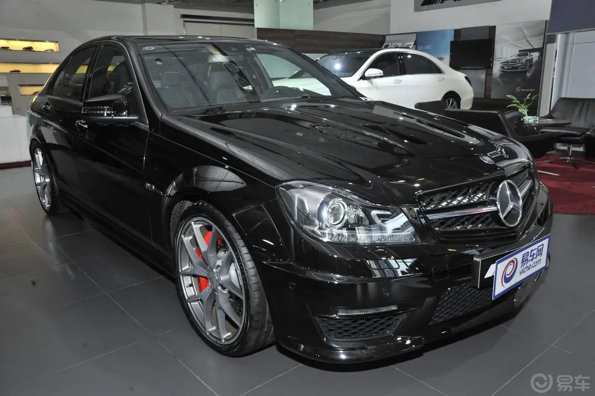 奔驰C级 AMGC 63 AMG Edition 507后视镜转向灯（前）