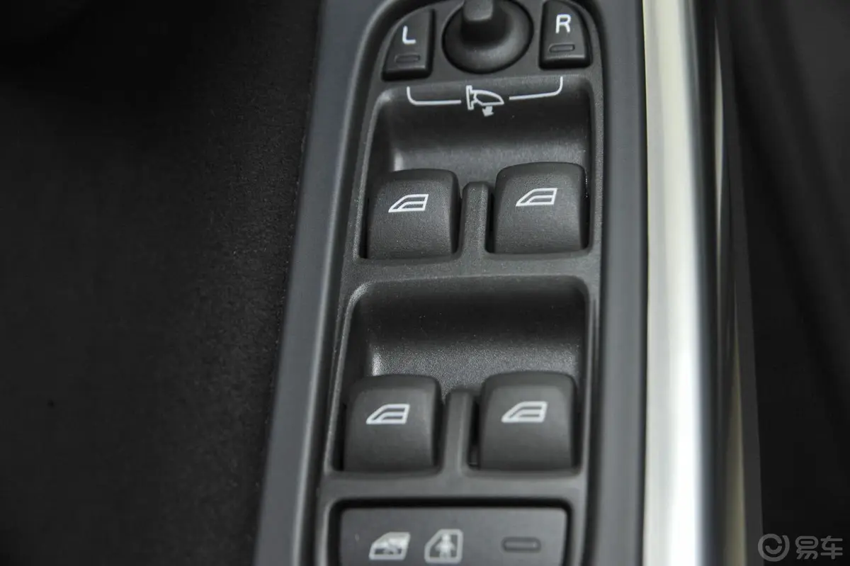 沃尔沃XC60(进口)T5 个性运动版车窗升降键