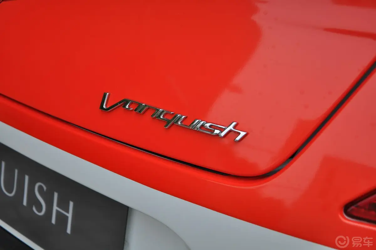 Vanquish6.0L 基本款外观