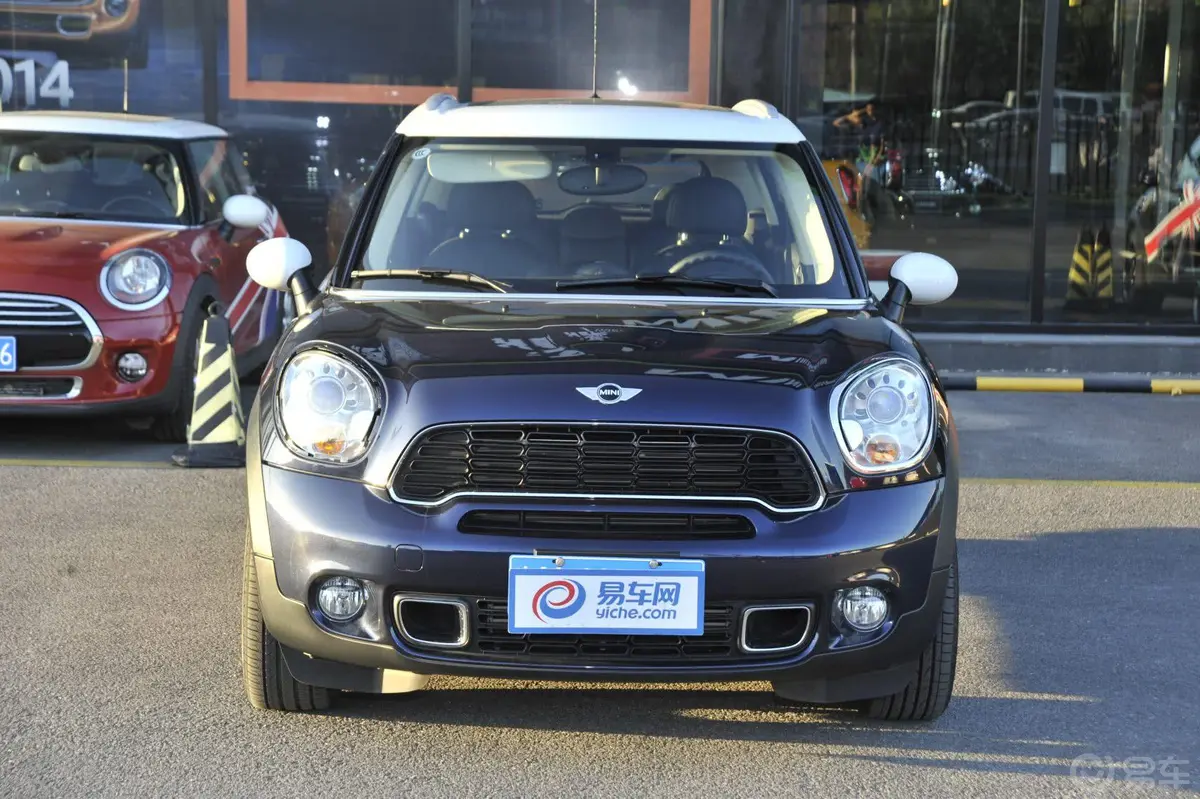 MINI COUNTRYMAN1.6T COOPER S All 4正前水平