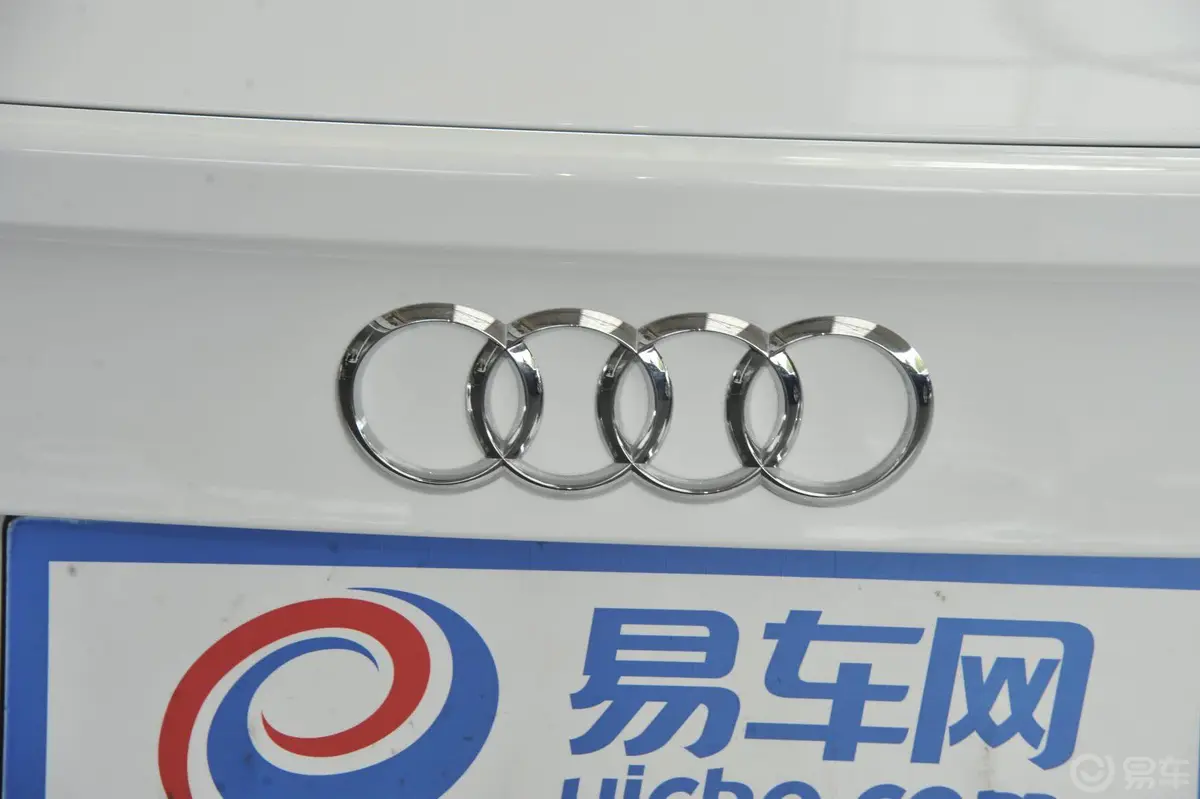 奥迪A750 TFSI quattro 豪华型外观