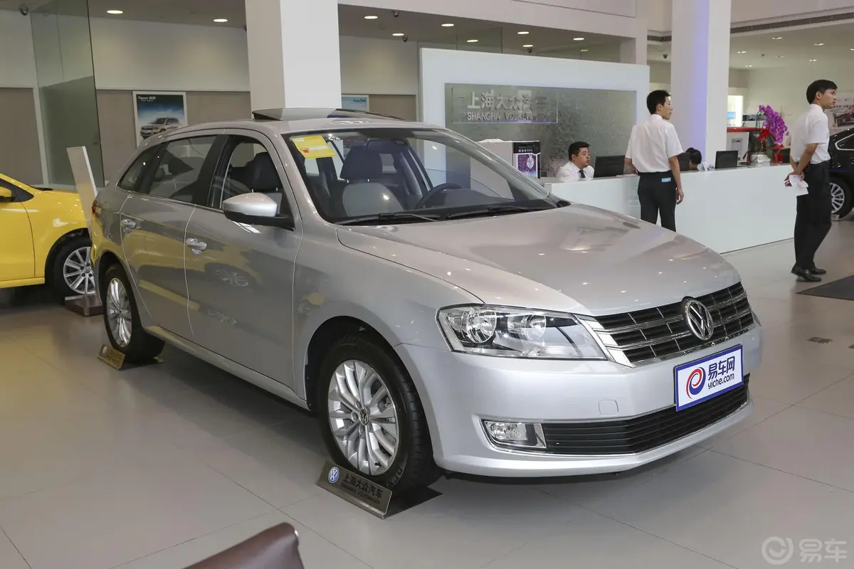 朗行1.4TSI 手动 豪华版外观