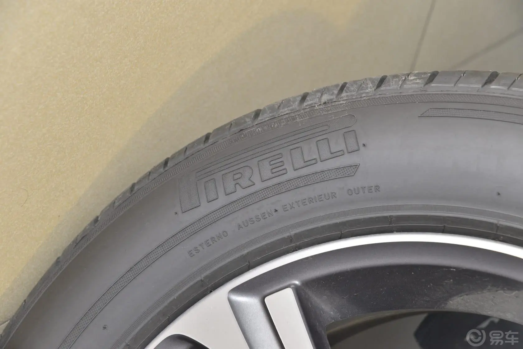 沃尔沃XC60(进口)2.0T T5 智逸版外观