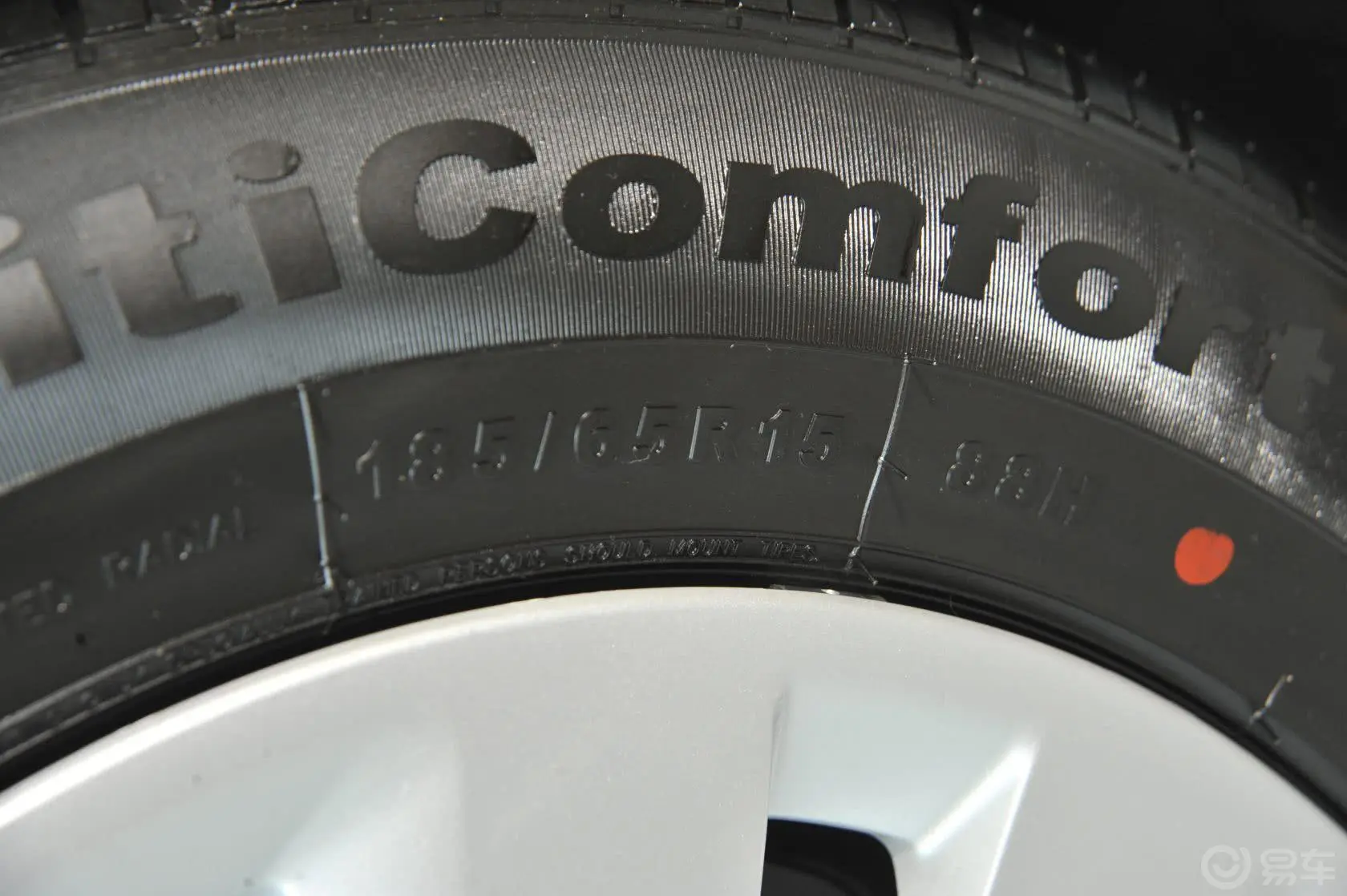 爱丽舍1.6L 手动 时尚型 WTCC纪念版轮胎规格