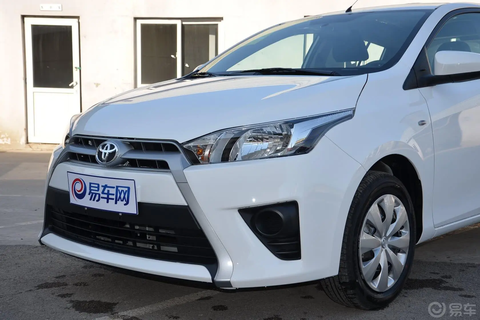 YARiS L 致炫1.5L 自动 魅动版车头局部