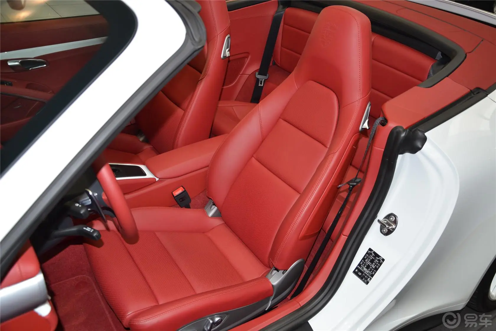 保时捷911Carrera 4S Cabriolet 3.8L驾驶员座椅