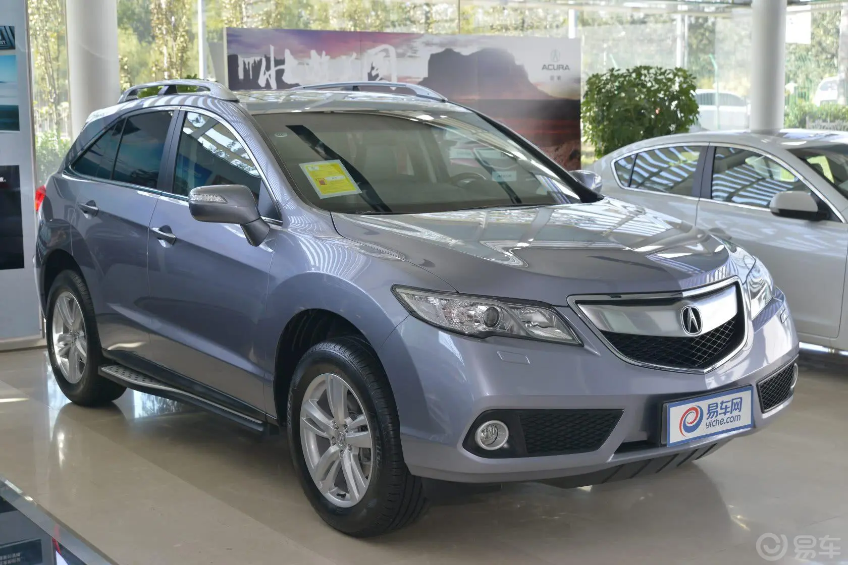 讴歌RDX(进口)3.5L V6正侧车头向左水平