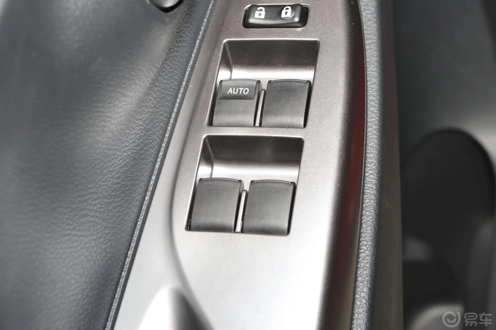 威驰1.3L 自动 型尚版车窗升降键