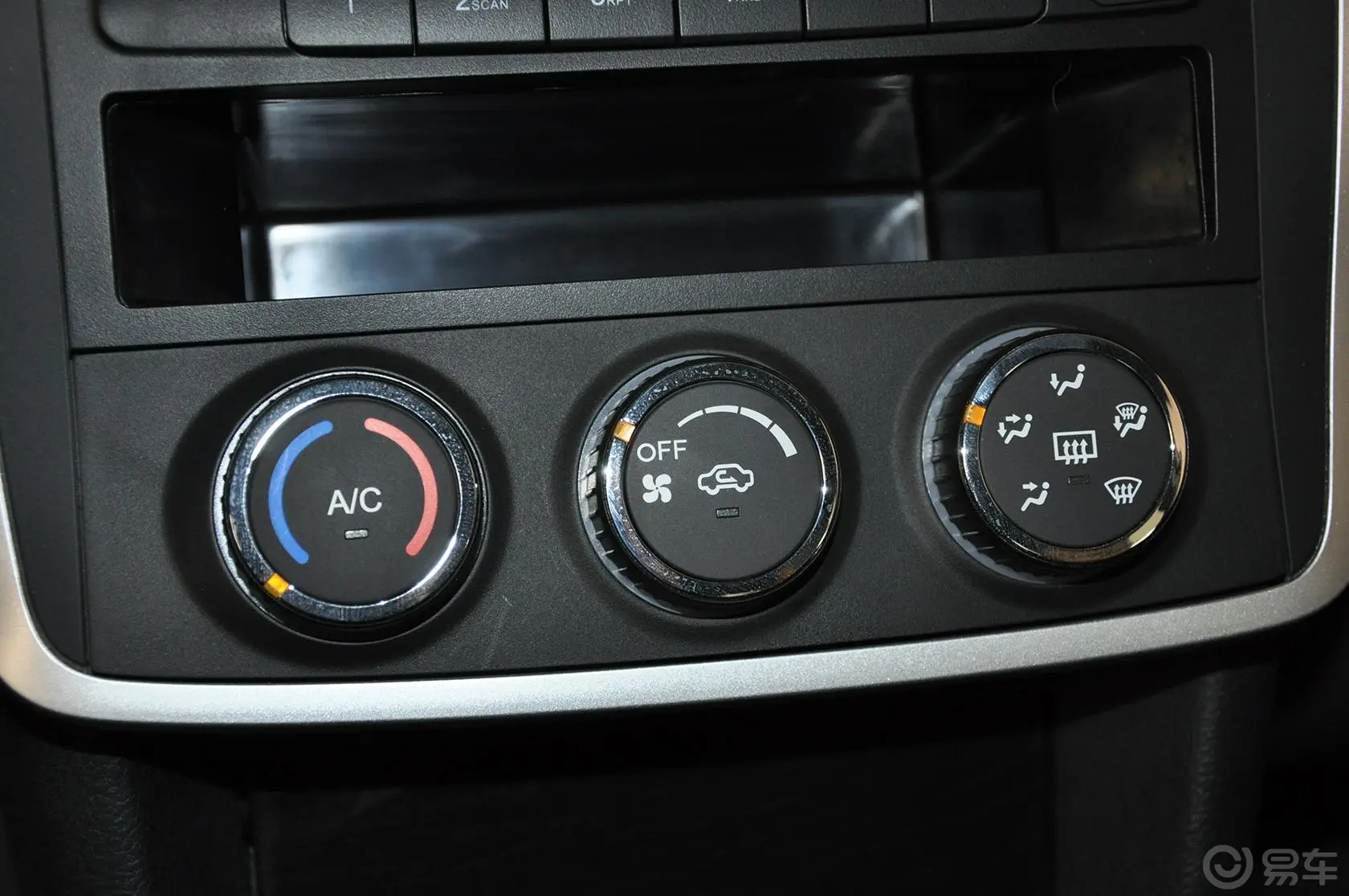 众泰Z3001.5L 驾值版 手动 精英型空调