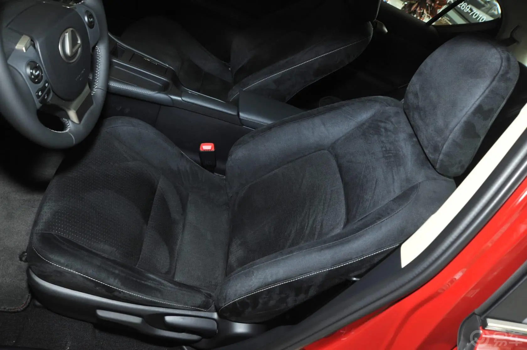 雷克萨斯CT200h 1.8L 自动 精英版（单色）驾驶员座椅