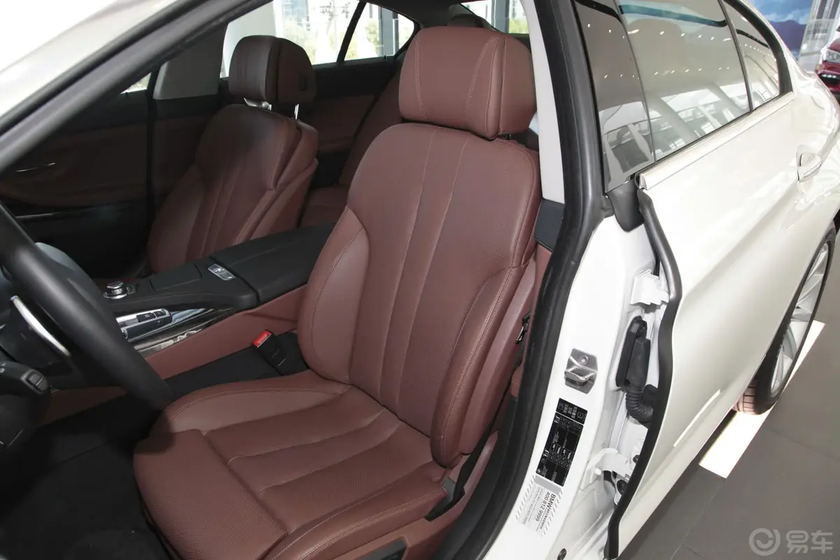 宝马6系640i xDrive Gran Coupe驾驶员座椅