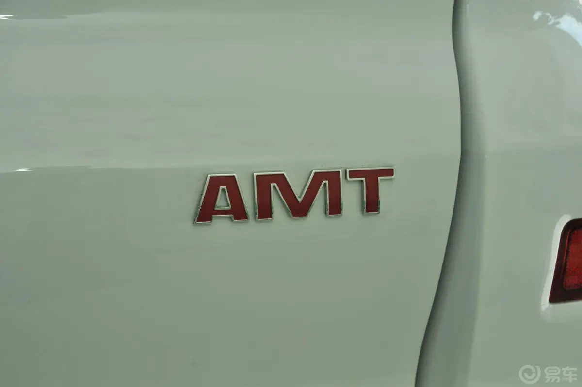 风光3301.3L AMT 豪华型外观