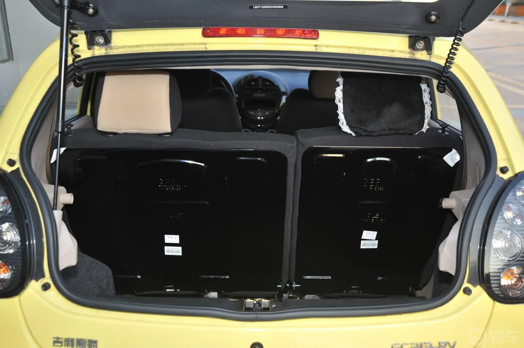 经典熊猫1.3L 手动 舒适型II行李箱空间