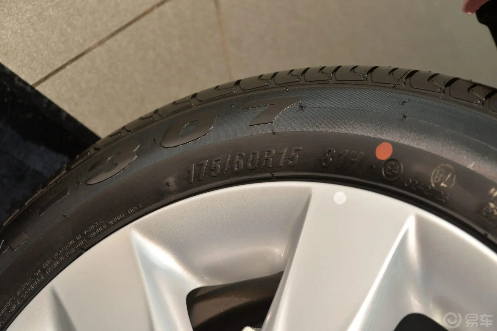 玛驰1.5XV AT 易智版轮胎规格