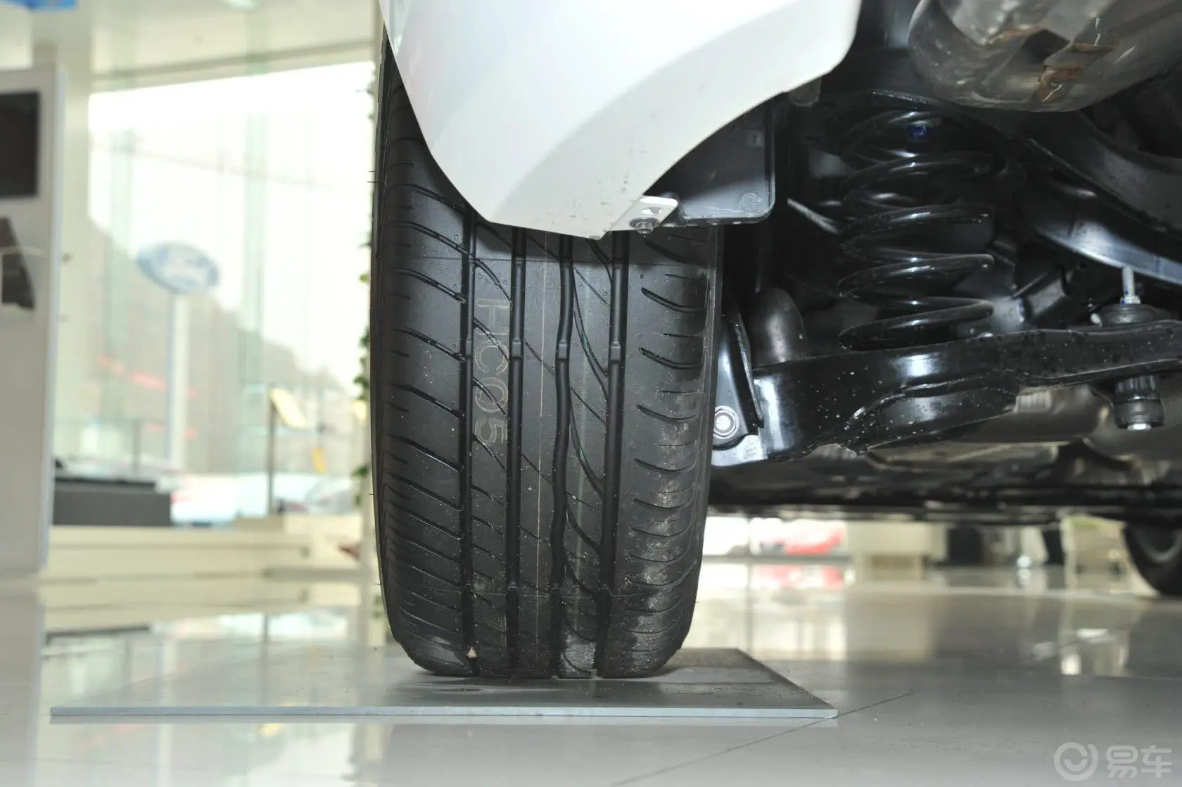 马自达3 星骋两厢 2.0L 自动 运动型轮胎花纹