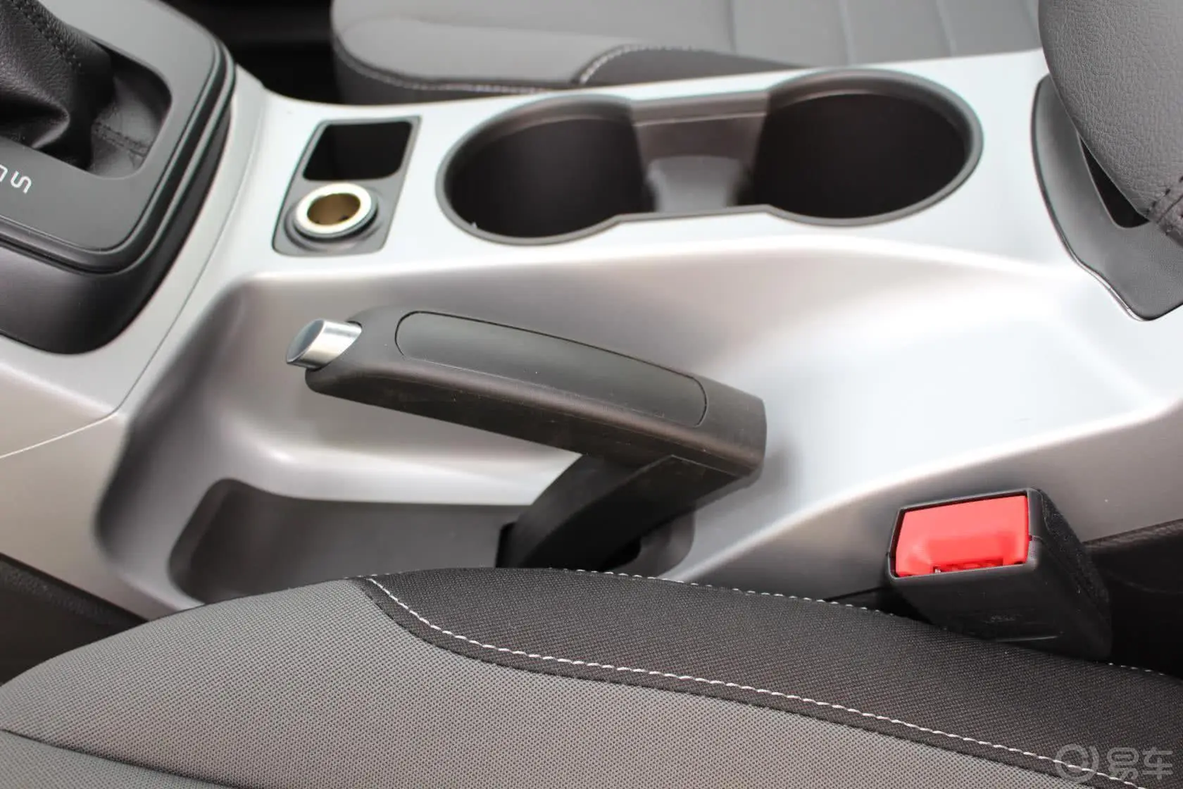 翼虎1.5 GTDi 自动 两驱 舒适型驻车制动（手刹，电子，脚刹）
