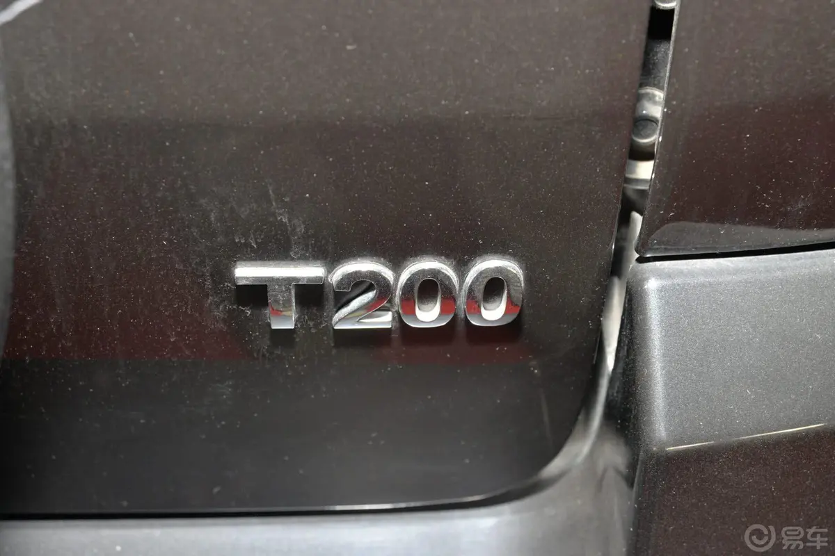 众泰T2001.3L 手动 都市型尾标