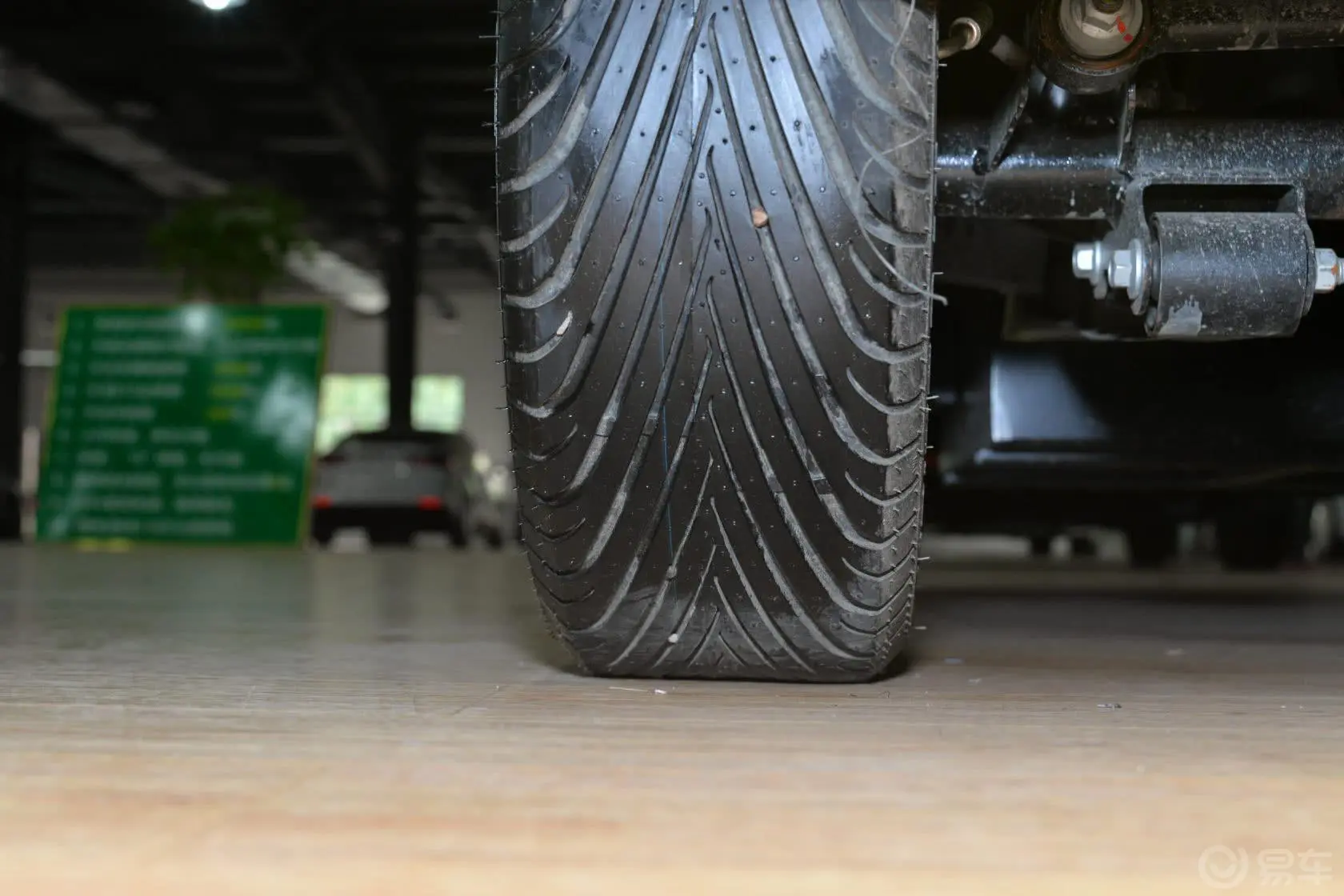 知豆标准型轮胎花纹