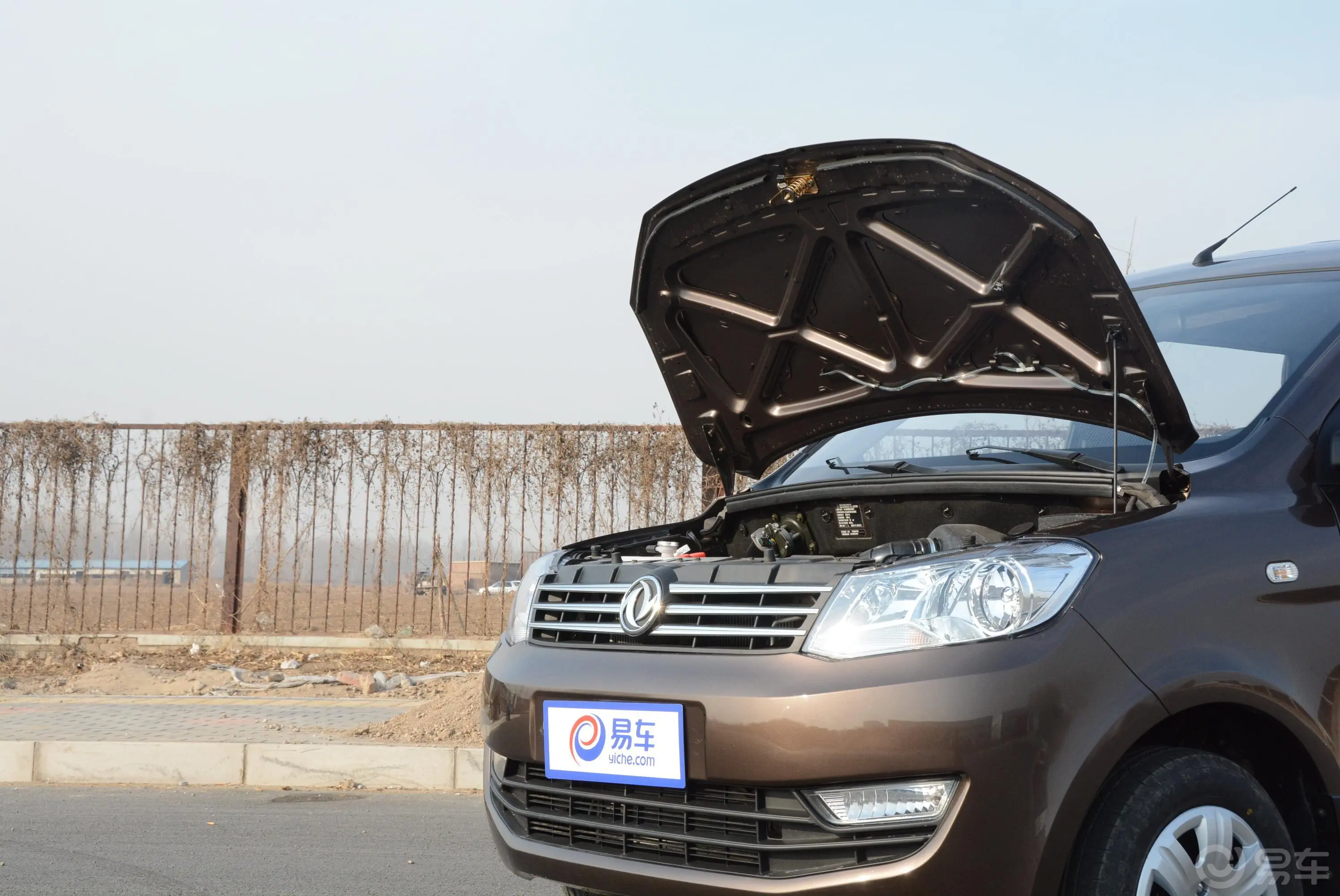 风光3301.5L MT 实用型内饰