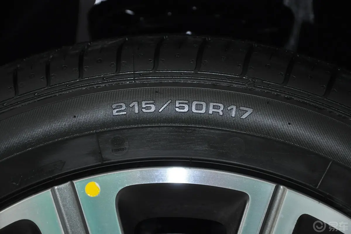 标致4081.6THP 自动 尊贵版轮胎规格
