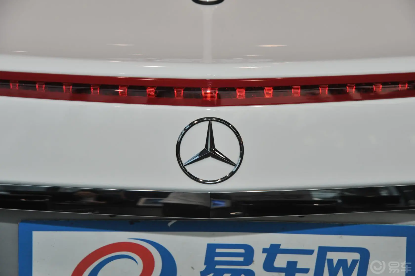 奔驰E级(进口)E260 Coupe 敞篷版外观