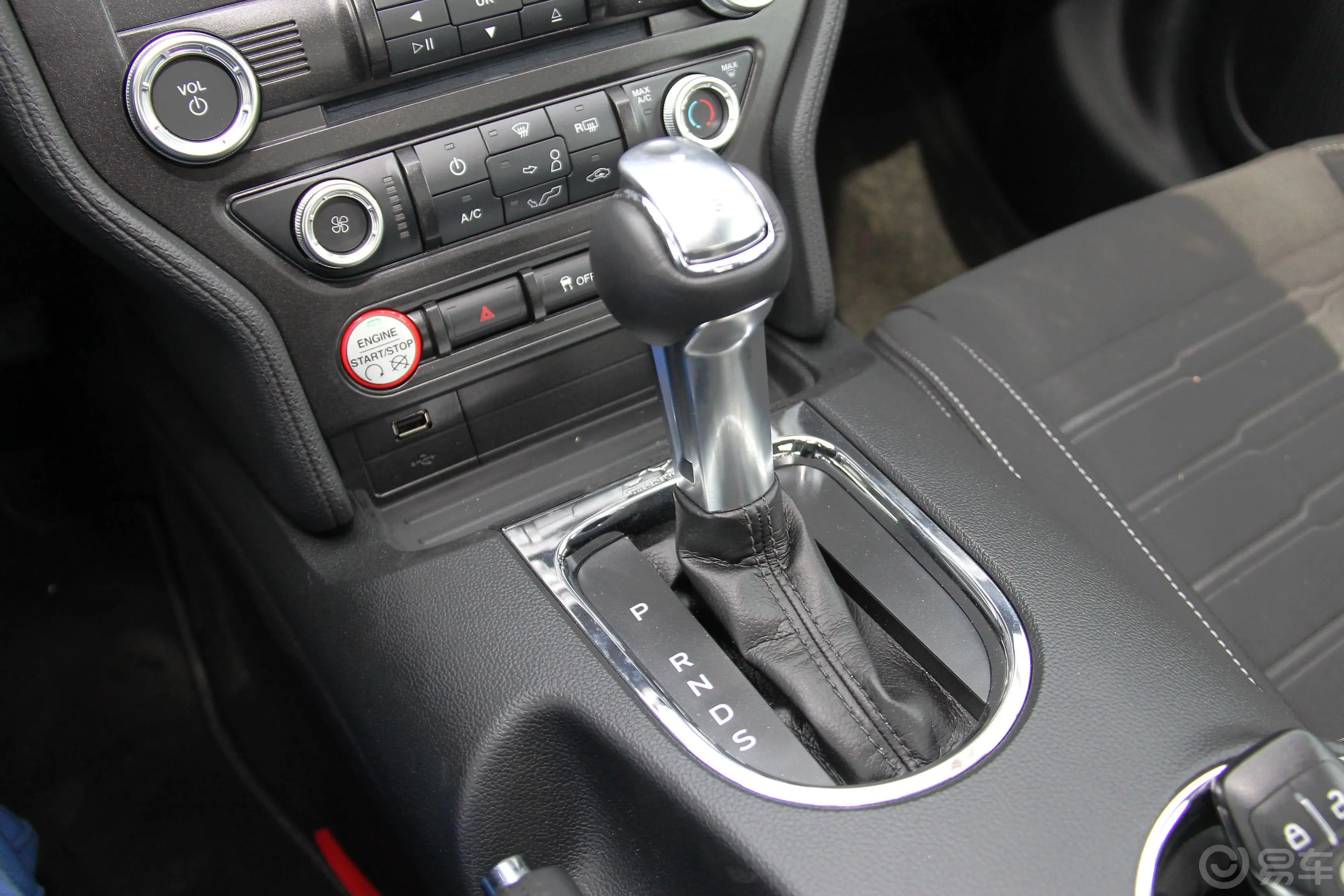 Mustang2.3L 手自一体 运动版 平行进口 美规换挡杆