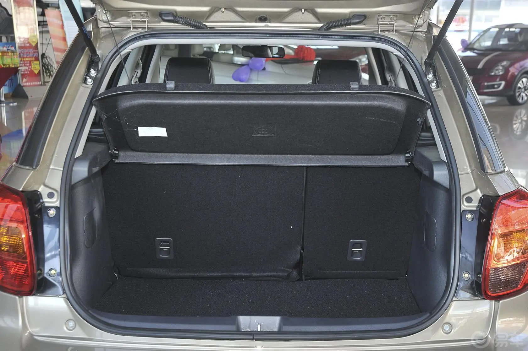 天语 SX41.6L 手动 锐骑版行李箱空间