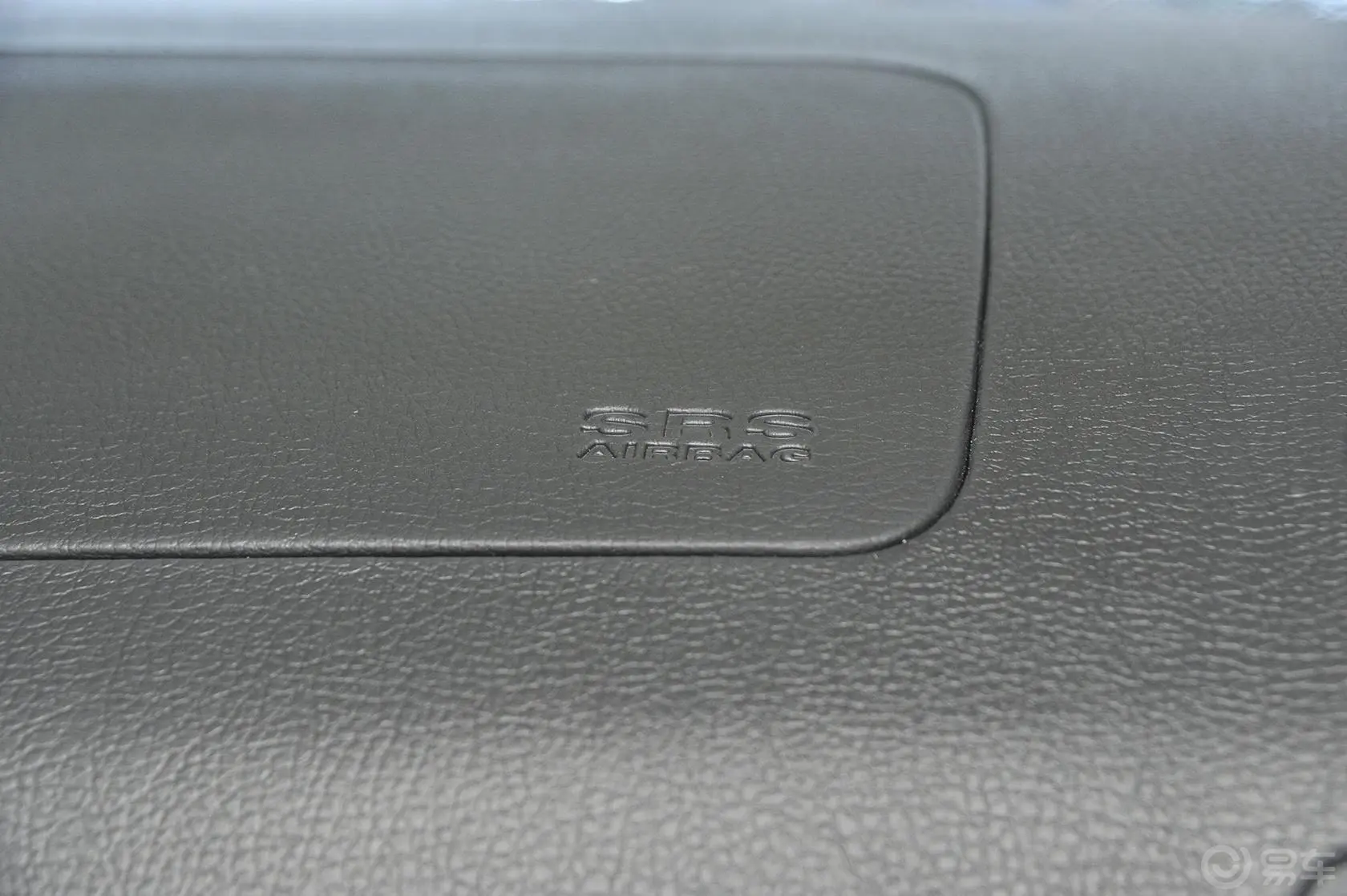 荣威W51.8T 自动 两驱 胜域特装版内饰