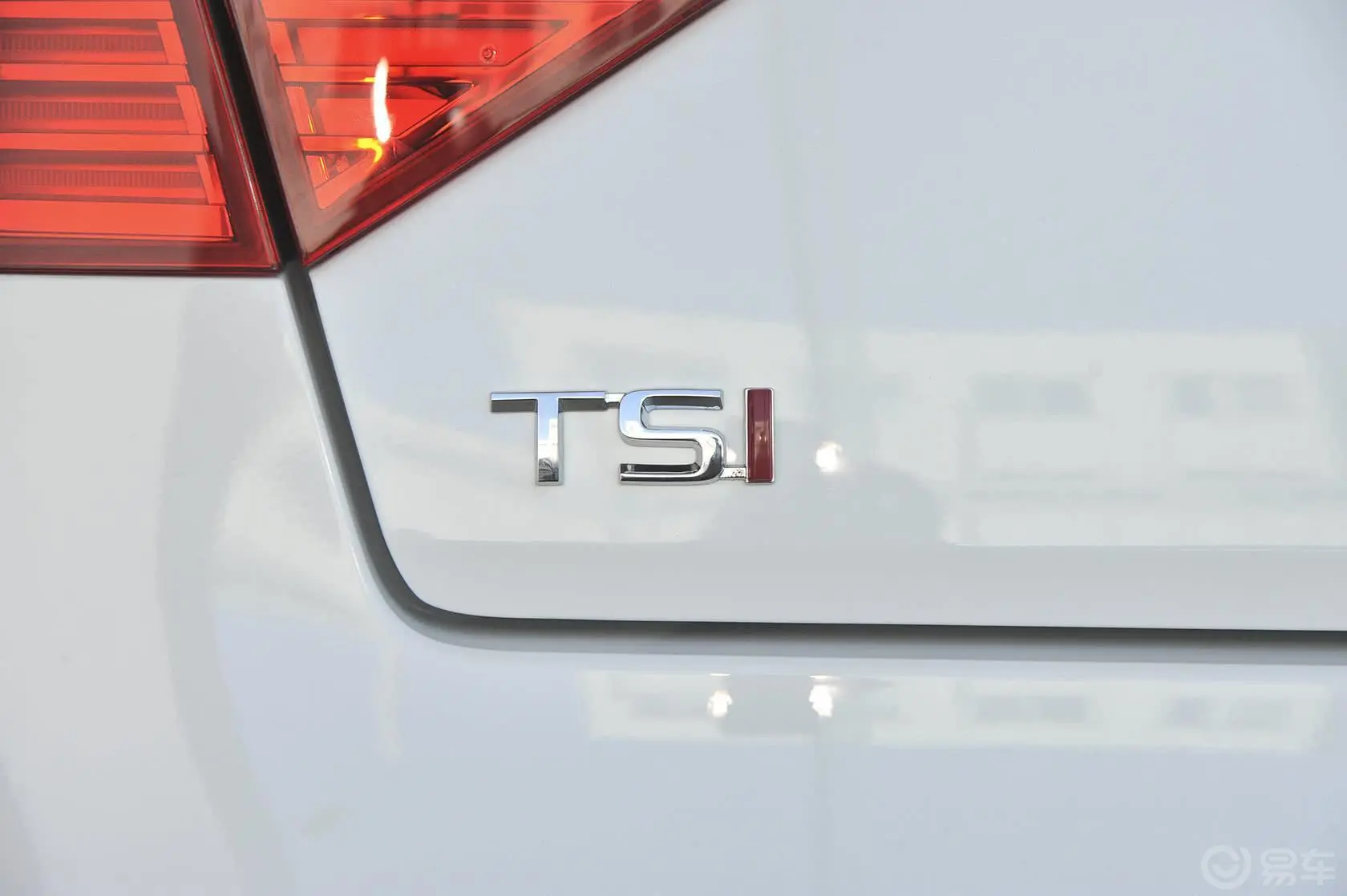 速派1.4TSI 双离合 名仕版外观