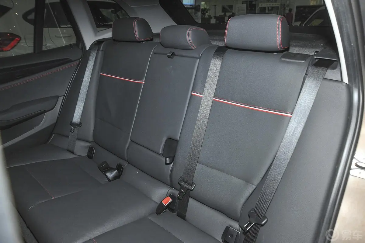 宝马X1sDrive18i 运动设计套装驾驶员座椅