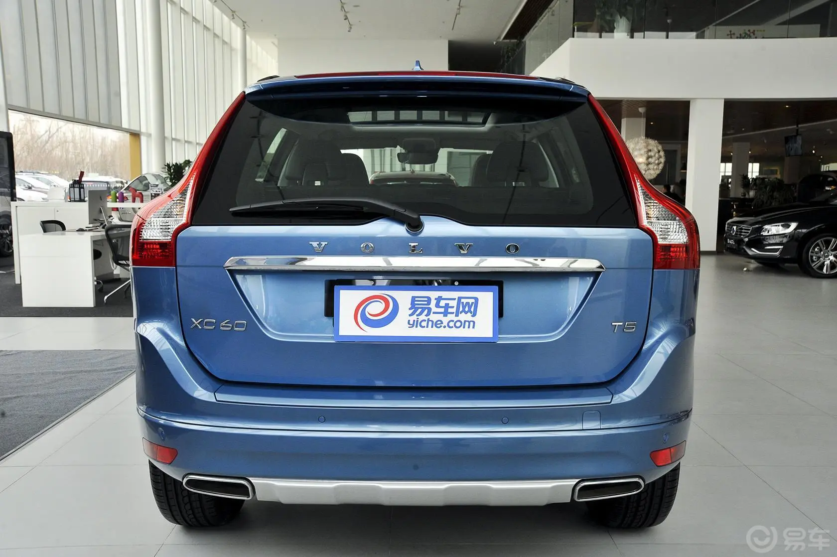 沃尔沃XC60(进口)T5 智逸版正后水平