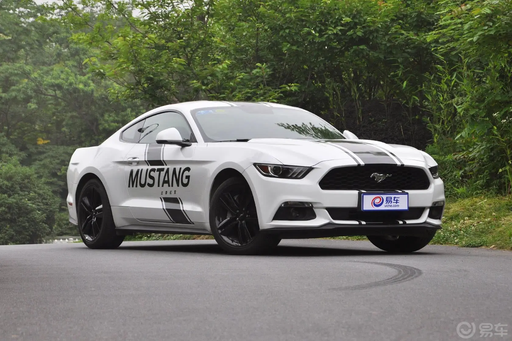 Mustang2.3L 手自一体 50周年纪念版雨刷器（前）