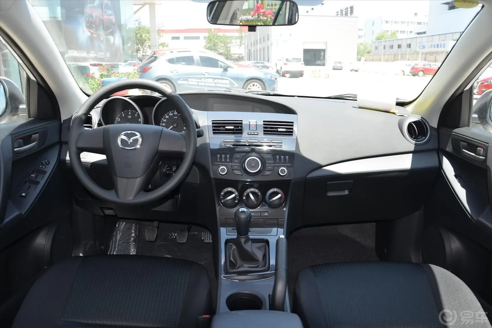 马自达3 星骋两厢 1.6L 手动 舒适型前排车顶中央控制区