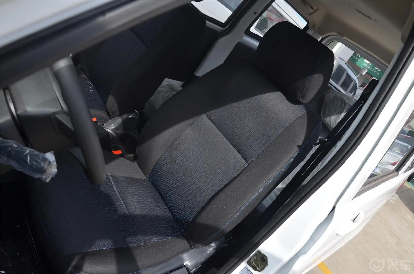 欧诺S1.5L  手动 基本版驾驶员座椅